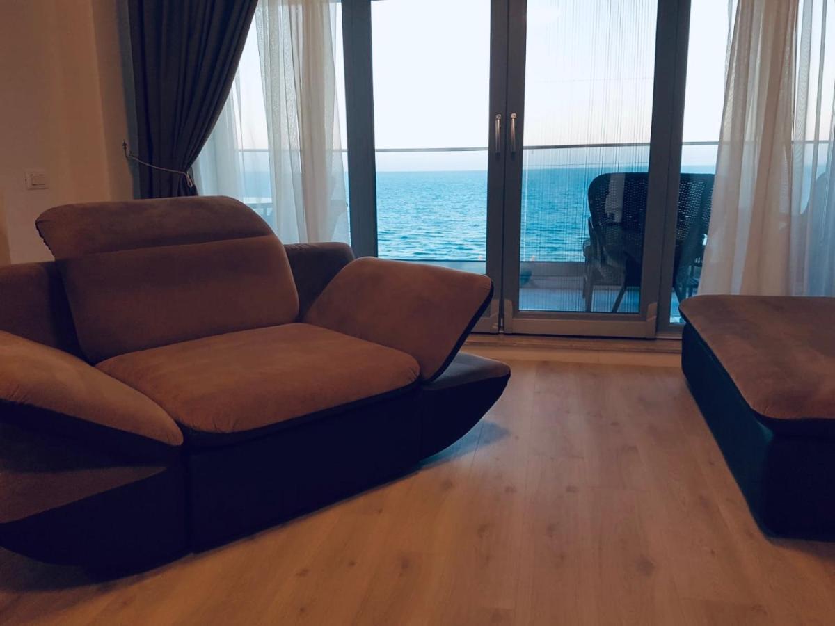 Wave 2 Mamaia Prima Linie Vedere La Mare 120Mp Năvodari Екстериор снимка
