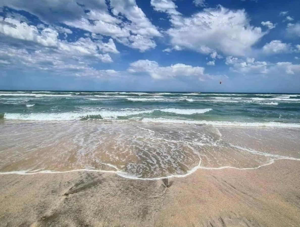 Wave 2 Mamaia Prima Linie Vedere La Mare 120Mp Năvodari Екстериор снимка